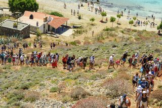 tourists balos kriti